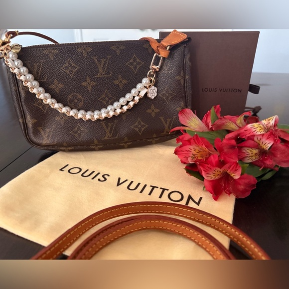 Louis Vuitton Pochette Accessoires Handbag w/ Added Vachetta Crossbody Strap - Picture 1 of 12